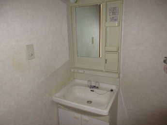 ベルク．カネキの画像