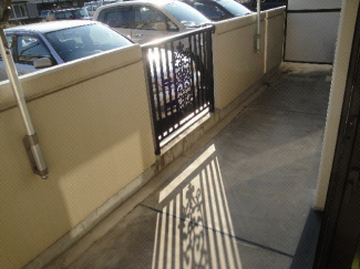 【バルコニー】