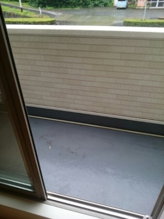 陽当たり良好なバルコニーです