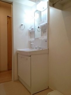 忙しい朝には欠かせない洗面所です