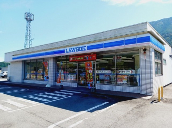 ローソン大洲新谷室戸店様まで400m