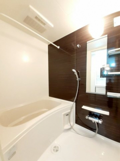 ゆったり過ごせるお風呂です