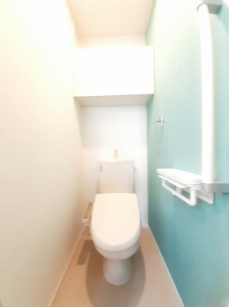 シンプルで使いやすいトイレです