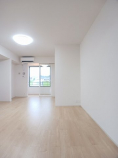 明るい室内です