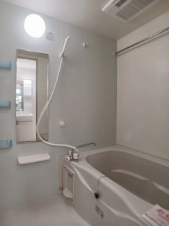 日々の疲れを癒すお風呂付です