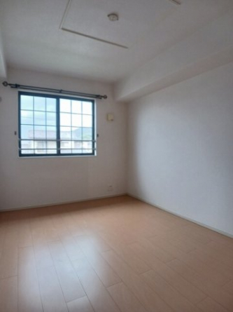 明るい室内です