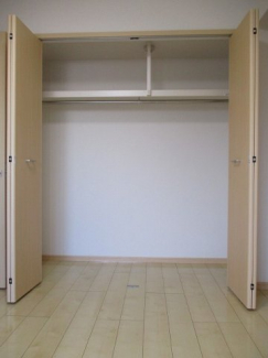 たっぷりとした収納スペースです