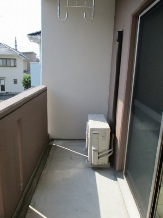 陽当たり良好なバルコニーです