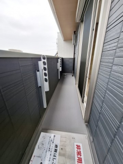 【バルコニー】