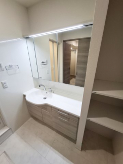 【独立洗面所】