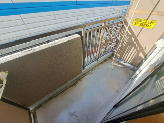 【バルコニー】