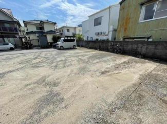 松山市中村３丁目の駐車場の画像