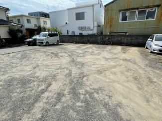 松山市中村３丁目の駐車場の画像
