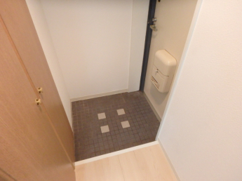 下駄箱付きで玄関すっきり