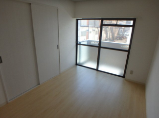 爽やかな風と光が舞い込みます