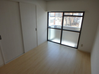 爽やかな風と光が舞い込みます