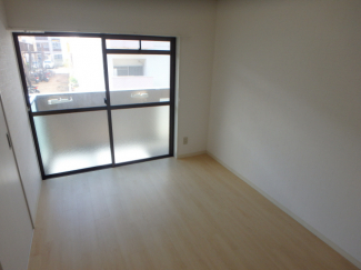 自然と笑顔の増える明るいお部屋です