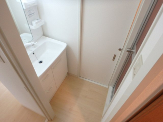 ゆとりの洗面所で身支度スムーズです