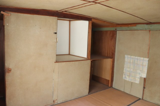 2階東側の洋室（母屋２階）です。