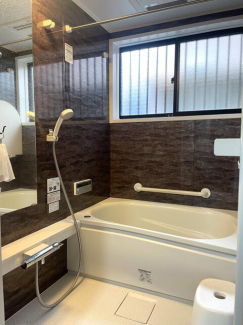 松山市西長戸町の中古一戸建ての画像