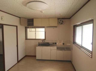 松山市和泉南１丁目のアパートの画像