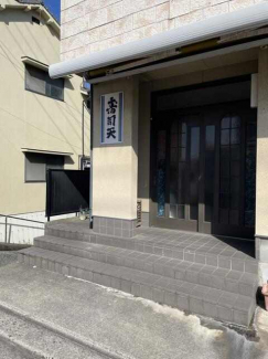 伊予市下吾川の店付住宅の画像