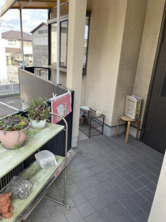 伊予市下吾川の店付住宅の画像