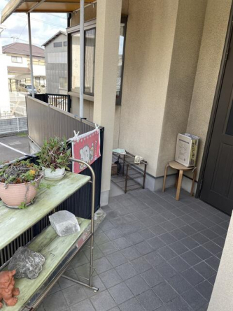 伊予市下吾川の店付住宅の画像