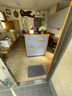 伊予市下吾川の店付住宅の画像