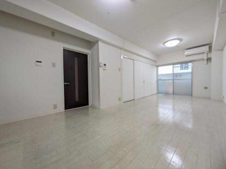 間取り・内観写真は参考です。