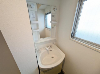 間取り・内観写真は参考です。