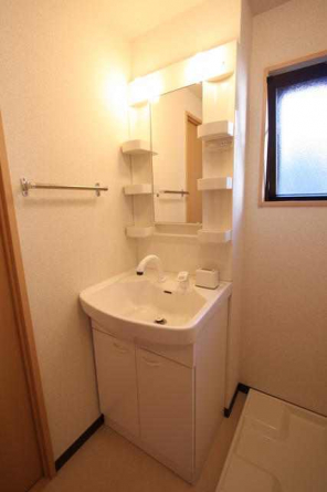 プチメゾン柿の木の画像