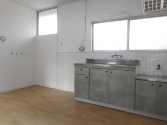 日野村井２貸家の画像