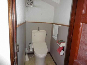 松山市歩行町２丁目の店舗一部の画像