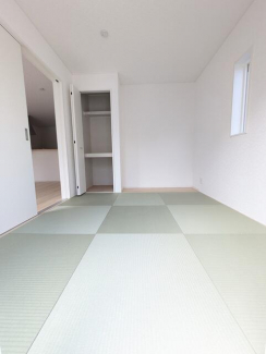 ゆっくりくつろげる和室　お子様のお昼寝にも便利