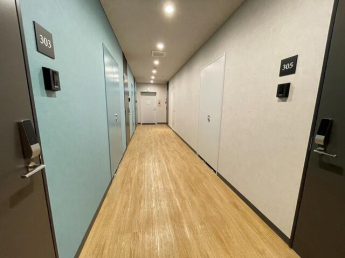 ※カーテンはつきません