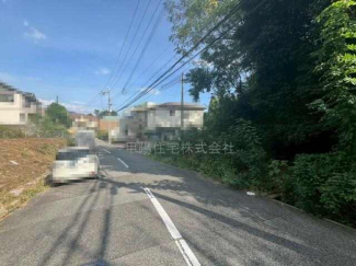 北側　前面道路