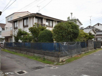 外観を南西側より撮影