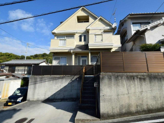 外観を南側より撮影