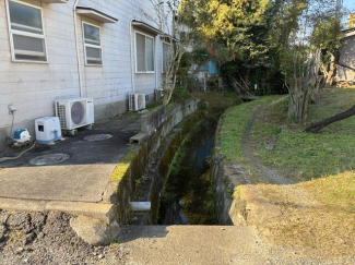 北側の水路です。