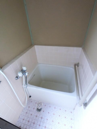 浜田町２貸家の画像