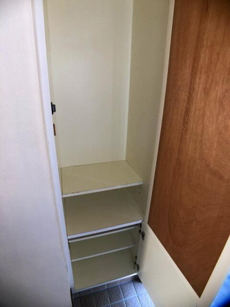 シューズボックス