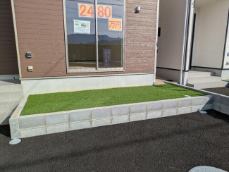 目隠しフェンスを設置すればプライベート空間の出来上がり