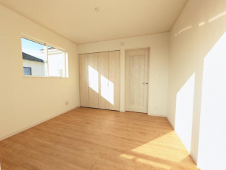 ２階洋室　５．２５帖