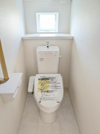 フチなしでお手入れ簡単　節水タイプとなっております