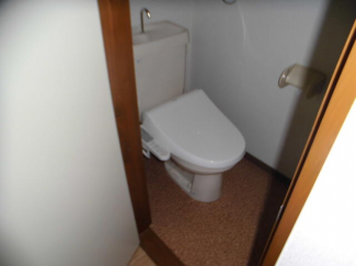 大洲市徳森のアパートの画像