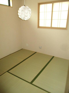 畳コーナーもありますのでくつろげます