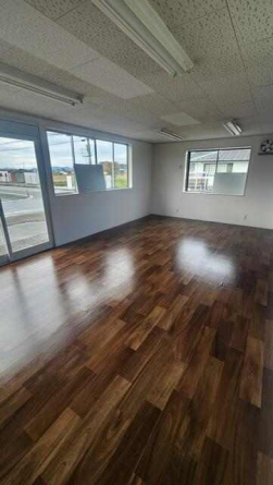 彦根市清崎町の店舗事務所の画像