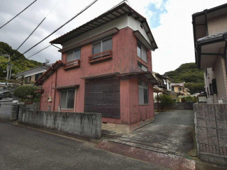 外観を南西側より撮影