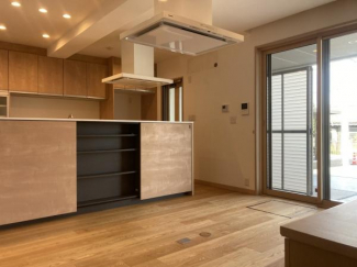 新居浜市新須賀町１丁目　中古住宅の画像